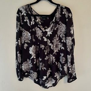 Lucky Brand Black Print Long Sleeved Top